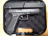 GLOCK glock 17 gen 4 9MM LUGER (9X19 PARA) - 1 of 3