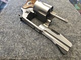 SMITH & WESSON 60-15 PRO SERIES - 3 of 7