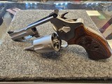 SMITH & WESSON 60-15 PRO SERIES - 1 of 7