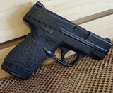 SMITH & WESSON M&P9 SHIELD 9MM LUGER (9X19 PARA) - 1 of 5