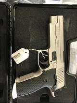 SIG SAUER P226S .40 S&W - 2 of 7