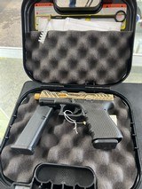 GLOCK 19 G19 GEN 3 9MM 9MM LUGER (9X19 PARA) - 1 of 3