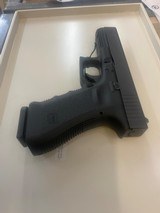 GLOCK G22 - 2 of 5