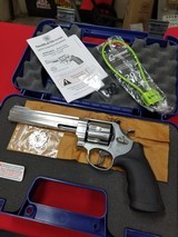 SMITH & WESSON MODEL 610 10MM - 1 of 7