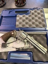 COLT PYTHON STAINLESS 2020 - 1 of 3