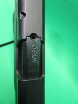SMITH & WESSON M&P40 SHIELD - 5 of 7