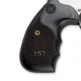SMITH & WESSON 686 PLUS 3-5-7 MAGNUM SERIES - 2 of 4