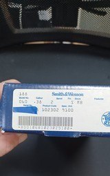 SMITH & WESSON 60-2 .38 SPL - 2 of 2