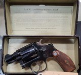 SMITH & WESSON MODEL 10 MILITARY AND POLICE 38 SPL. - 1 of 6