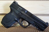 SMITH & WESSON M&P 40 COMPACT .40 S&W - 2 of 5