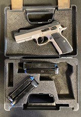 CZ CZ 75 Shadow 2 Custom 9MM LUGER (9X19 PARA) - 4 of 5