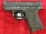 SMITH & WESSON M&P 9 SHIELD 9MM LUGER (9X19 PARA) - 1 of 5
