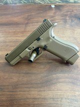 GLOCK 19X Coyote Brown - 3 of 4