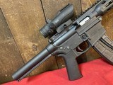 SMITH & WESSON M&P 15-22p AR-15 15-22 pistol - 2 of 7