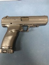 HI-POINT JCP .40SW Full Size - 4 of 6