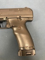 HI-POINT JCP .40SW Full Size - 2 of 6