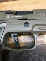 SIG SAUER p320 scorpion - 4 of 7