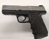 SMITH & WESSON SD40 VE .40 S&W - 1 of 5