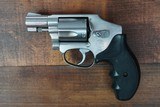 SMITH & WESSON 940 - 3 of 6