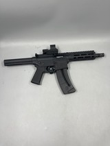 SMITH & WESSON M&P 15-22p AR-15 15-22 pistol - 2 of 8