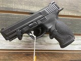 SMITH & WESSON M&P 40 .40 S&W - 1 of 3