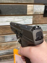 SMITH & WESSON M&P METAL 9 X 19 - 3 of 3