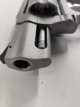 TAURUS 856 Stainless Hammerless - 2 of 3