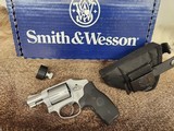 SMITH & WESSON 642 AIRWEIGHT CRIMSON TRACE LASERGRIPS .38 SPL +P - 1 of 5