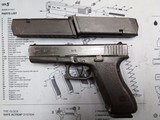 GLOCK GLOCK 17 GEN 2 - 2 of 3