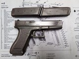 GLOCK GLOCK 17 GEN 2 - 1 of 3