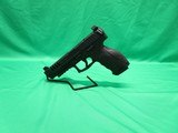 HECKLER & KOCH VP9L - 2 of 6