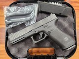 GLOCK G17 GEN5 9MM LUGER (9X19 PARA) - 1 of 7