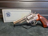 SMITH & WESSON 19-4 - 2 of 8