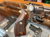 RUGER REDHAWK 45 - 3 of 7