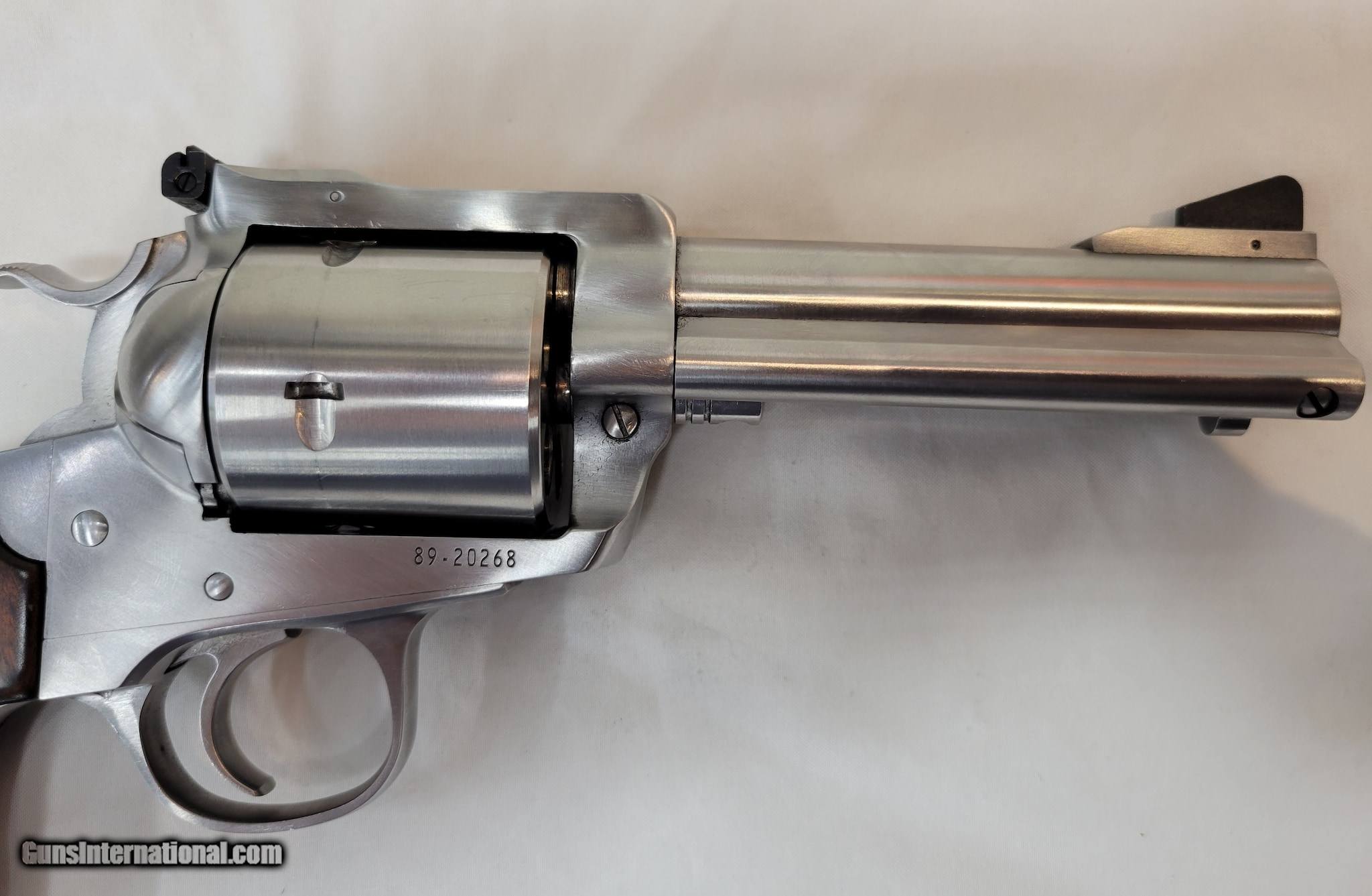 RUGER NEW MODEL SUPER BLACKHAWK STAINLESS