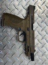 SMITH & WESSON M&P 40 M2.0 .40 S&W - 3 of 4