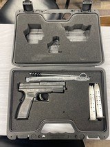 SPRINGFIELD ARMORY XD-40 - 1 of 6