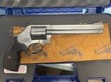SMITH & WESSON 686 PLUS 3-5-7 MAGNUM SERIES .357 MAG - 1 of 1