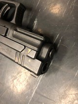 SPRINGFIELD ARMORY XD 40 .40 S&W - 5 of 7