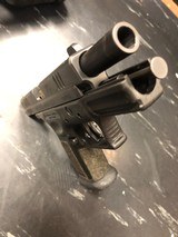 SPRINGFIELD ARMORY XD 40 .40 S&W - 6 of 7