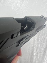 SIG SAUER P320 COMPACT MEDIUM .40 S&W - 3 of 4