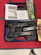 BERETTA 92FS 9MM LUGER (9X19 PARA) - 1 of 4
