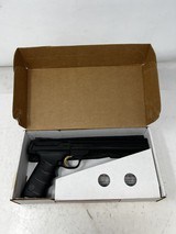 BROWNING BUCK MARK .22 LR - 6 of 6