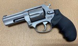 TAURUS DEFENDER 605 .38 SPECIAL/.357 MAGNUM - 1 of 6