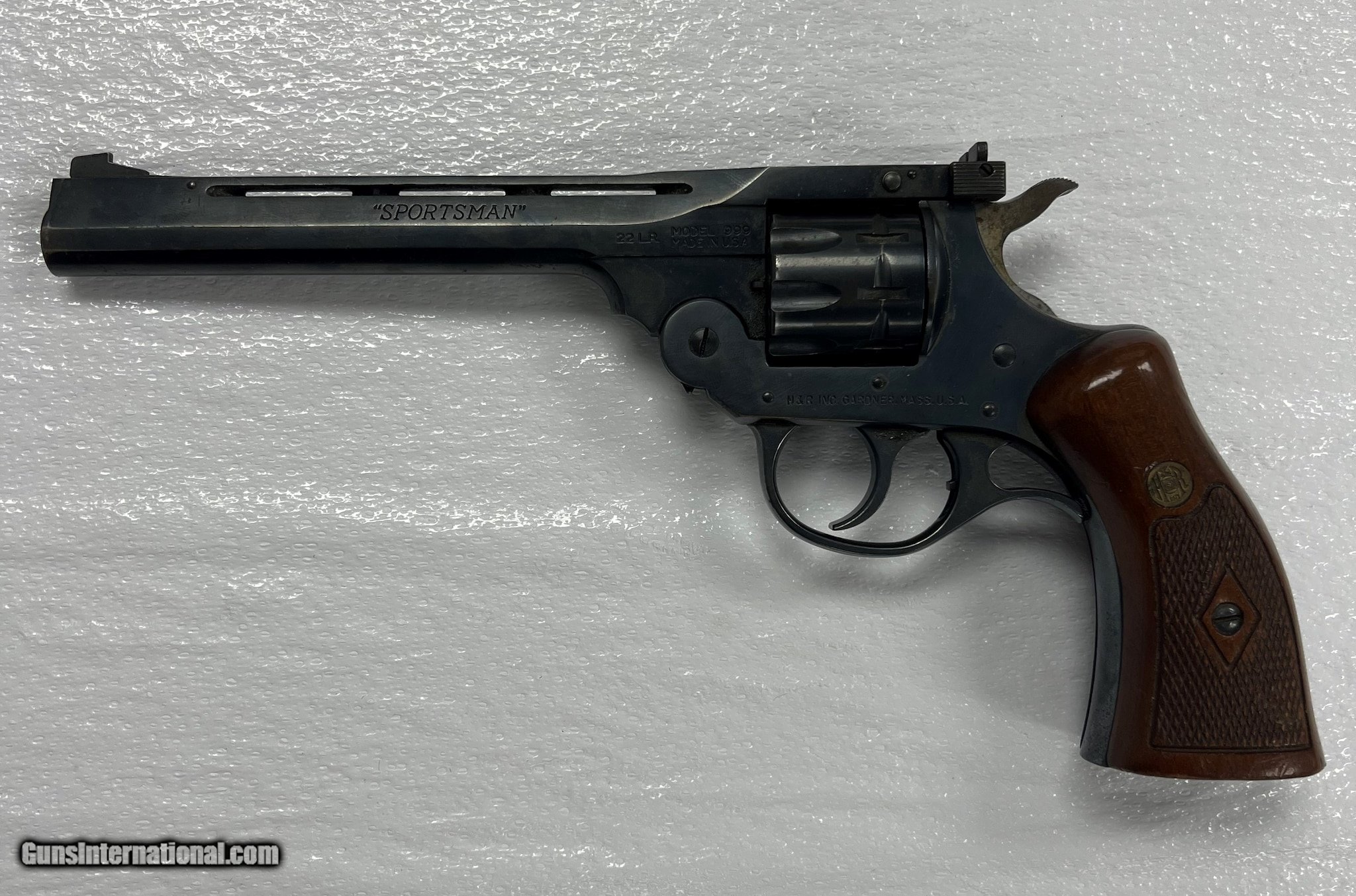 H&R SPORTSMAN MODEL 999 .22 LR