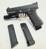 GLOCK G17 Custom 9MM LUGER (9X19 PARA) - 3 of 3