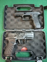 SIG SAUER P320 XCOMPACT 9MM LUGER (9X19 PARA) - 1 of 3