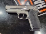 SMITH & WESSON 4513 - 2 of 5