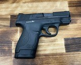 SMITH & WESSON M&P9 Shield with 2 Magazines 9MM LUGER (9X19 PARA) - 2 of 3