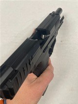 HECKLER & KOCH VP40 .40 S&W - 3 of 7